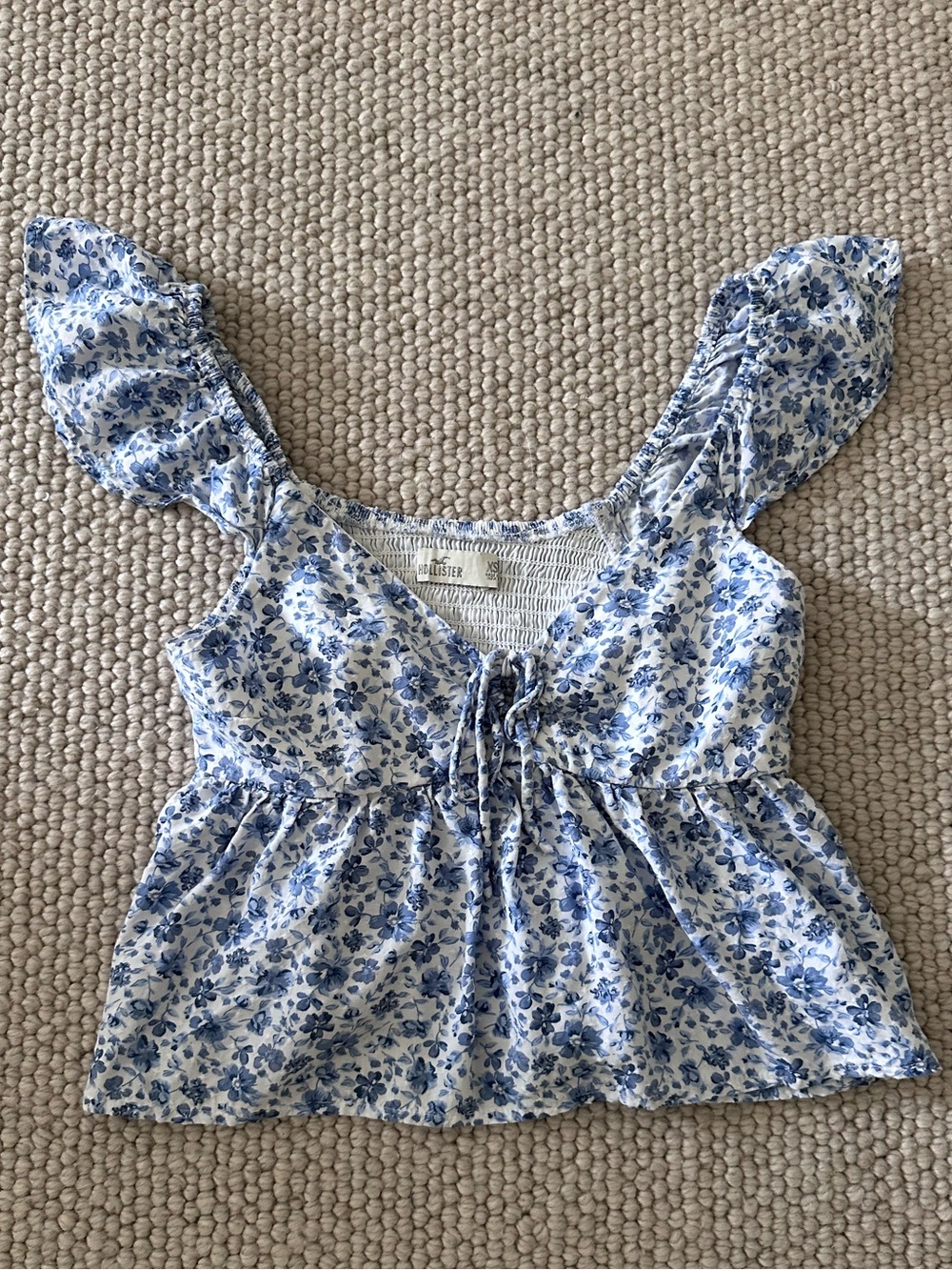 Hollister White & Blue Floral Tie-Front Peplum Top